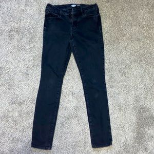 Black mid rise skinny jeans